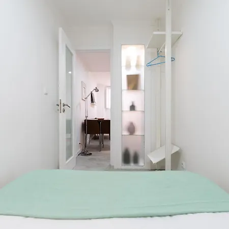 Alfama Studio, Perfect For Budget Travelers - Ttl98 * Лісабон