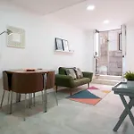 Alfama Studio, Perfect For Budget Travelers Διαμέρισμα Lisboa